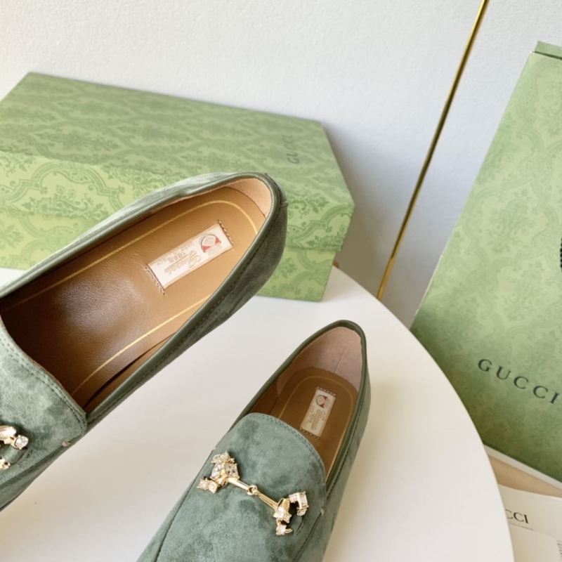 Gucci Flat Shoes